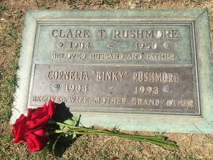 Rushmore grave2